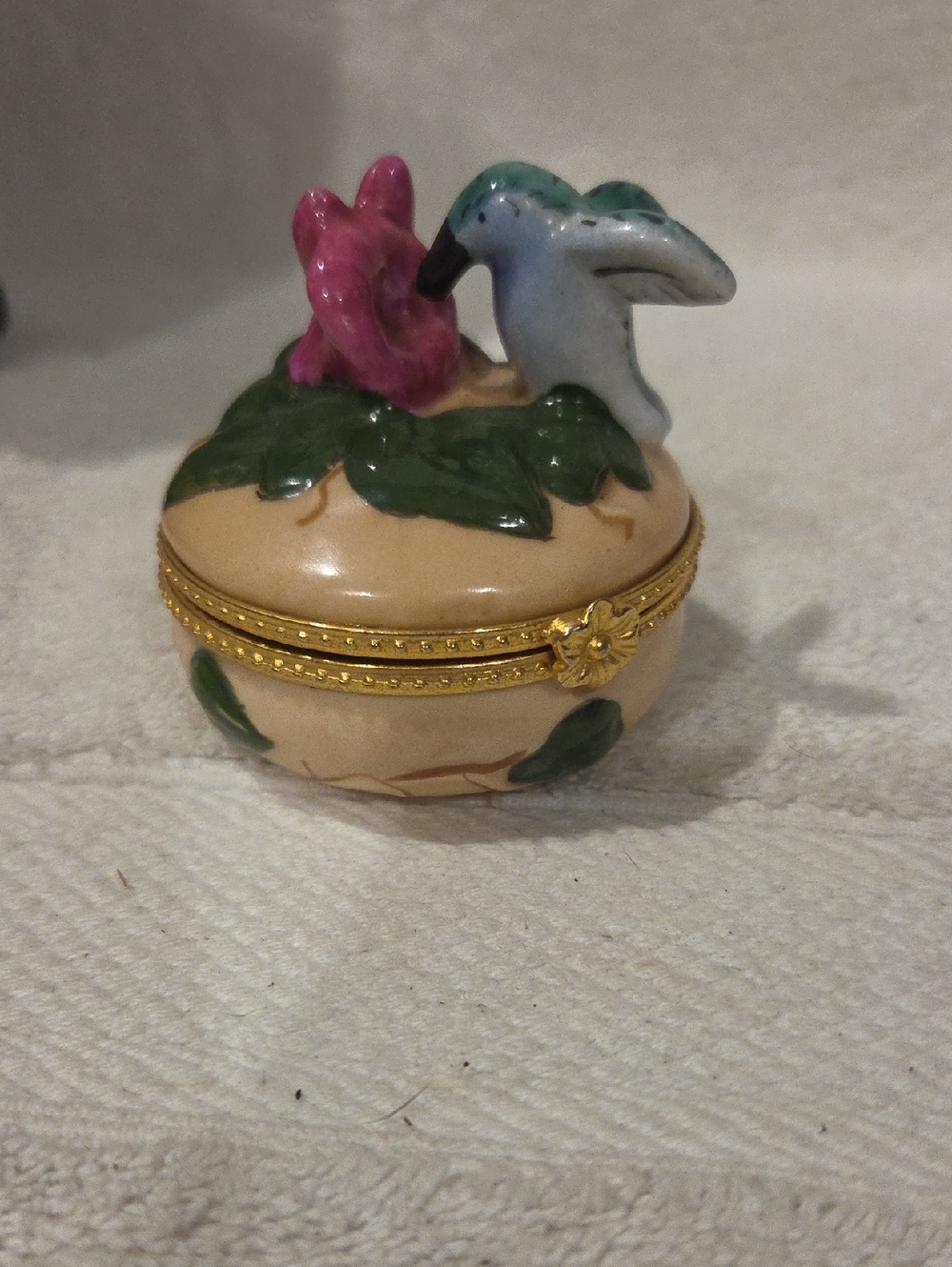 HUMMINGBIRD PORCELAIN TRINKET BOX